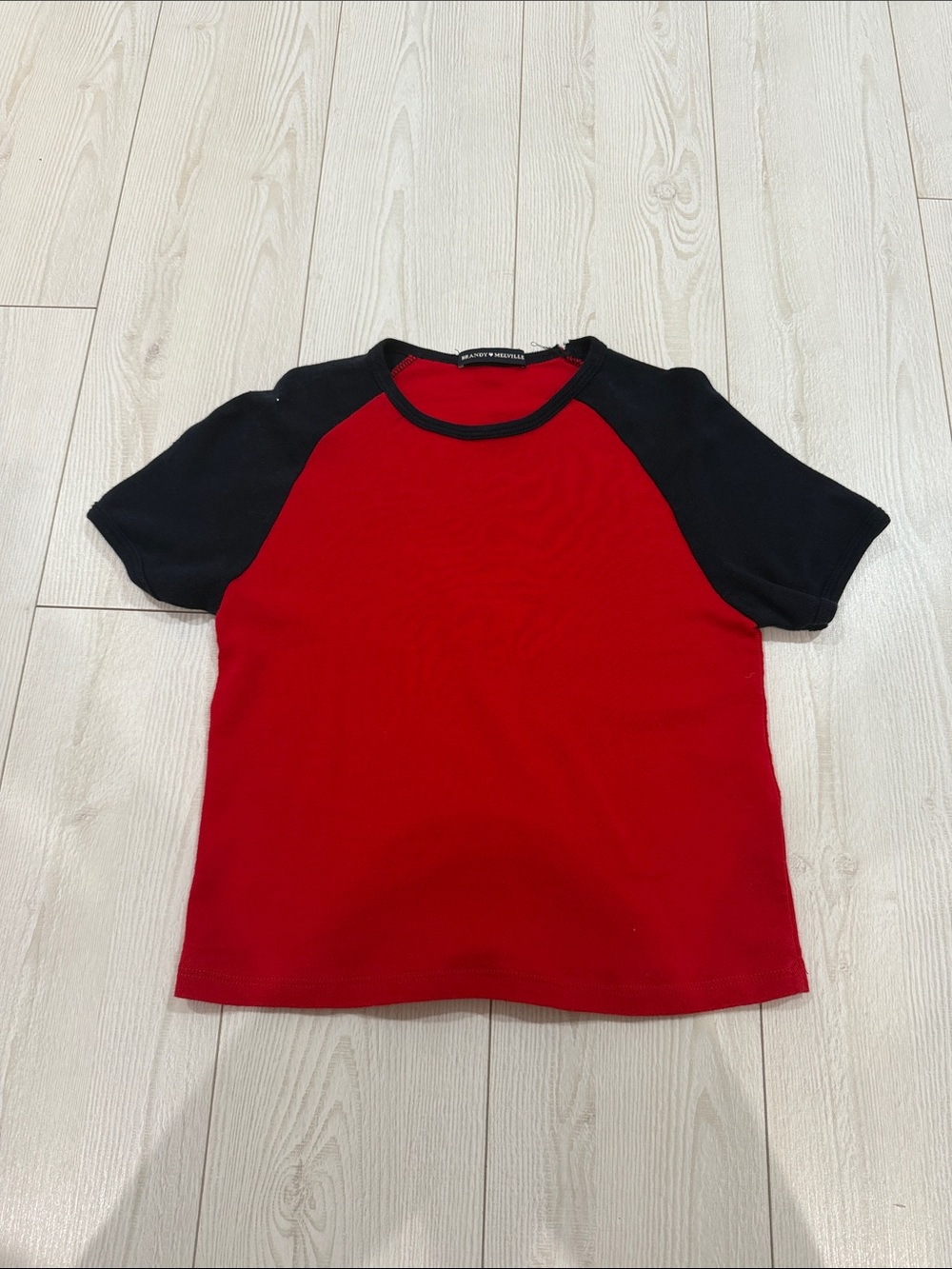 Brandy Melville vintage red navy baseball tee
